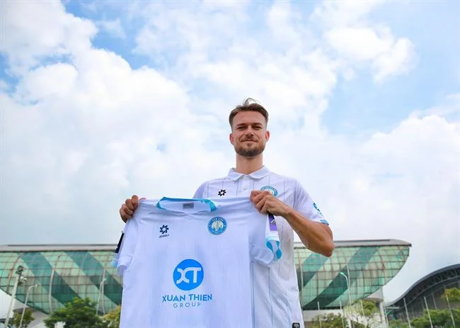 Hình ảnh người dùng đang quản lý cài đặt quyền riêng tư và cookie trên trình duyệt của họ.